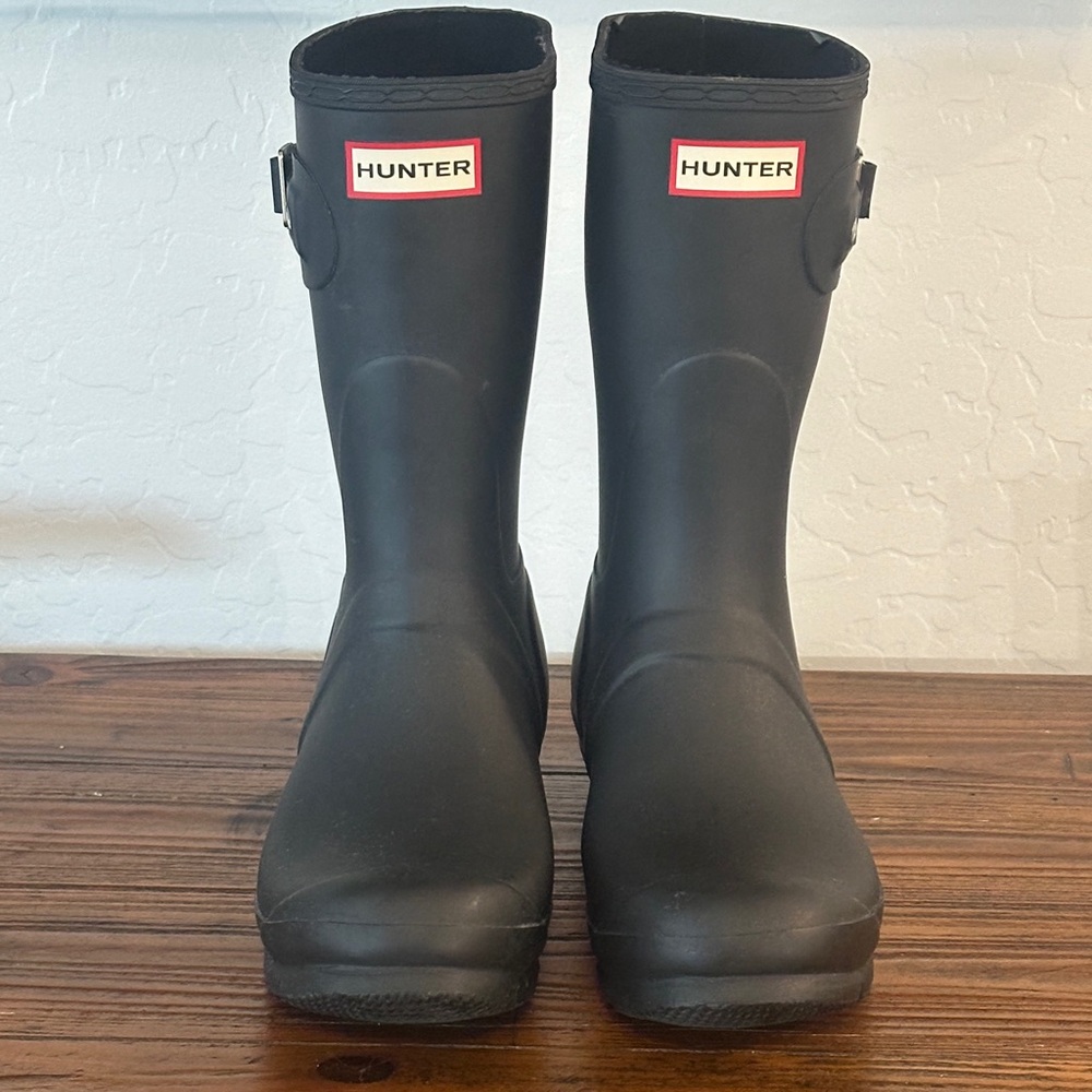 HUNTER Women’s Original Waterproof Matte Black Rain Boot Side Buckle Size 10 - Picture 2 of 15